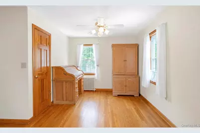 44 Maple Drive, Amityville, NY 11701 - Photo 8