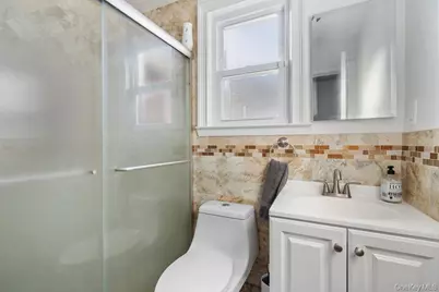 9 George Street #lower, Glen Cove, NY 11542 - Photo 22