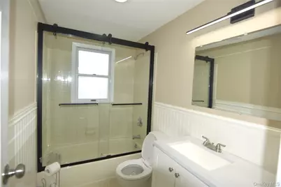 130 Balsam Lane, Levittown, NY 11756 - Photo 10