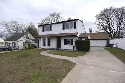 130 Balsam Lane, Levittown, NY 11756 - Photo 1
