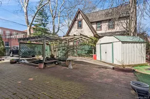 172-03 35th Ave, Flushing, NY 11358 - Photo 42