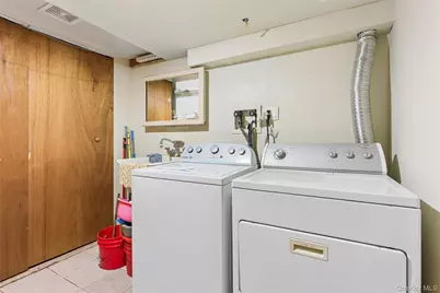 17203 35th Avenue, Flushing, NY 11358 - Photo 32