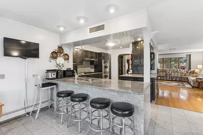 17203 35th Avenue, Flushing, NY 11358 - Photo 10