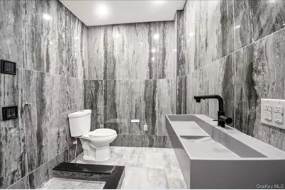 282 Greenvale Avenue, Yonkers, NY 10703 - Photo 6