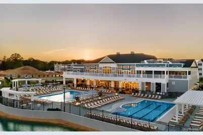 31201 Spruce Pond Circle, Plainview, NY 11803 - Photo 40