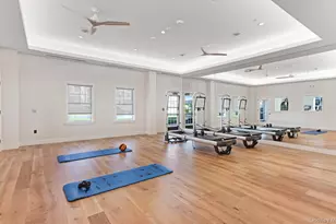 31201 Spruce Pond Cir, Plainview, NY 11803 - Photo 46