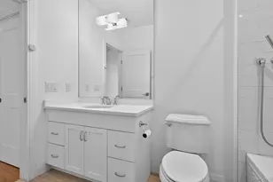 31201 Spruce Pond Cir, Plainview, NY 11803 - Photo 36