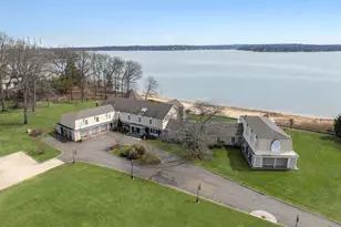 33 Beach Rd, Northport, NY 11768 - Photo 4