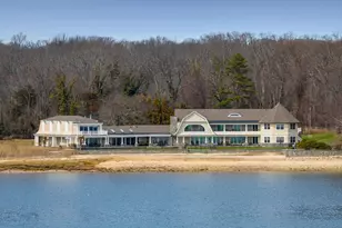 33 Beach Rd, Northport, NY 11768 - Photo 2