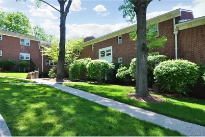 140 N Broadway #C-4, Irvington, NY 10533 - Photo 2
