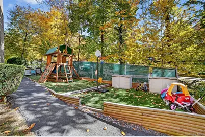 111 E Hartsdale Avenue #3E, Hartsdale, NY 10530 - Photo 22