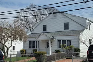 58 Juniper Rd, Port Washington, NY 11050 - Photo 2