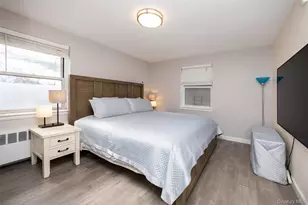 138-35 Jewel Ave, Kew Gardens, NY 11367 - Photo 8