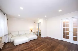 138-35 Jewel Ave, Kew Gardens, NY 11367 - Photo 4