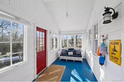6 Private Row, Hampton Bays, NY 11946 - Photo 6