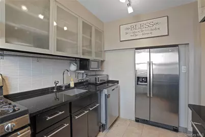 80-01 156th Avenue #3, Howard Beach, NY 11414 - Photo 14