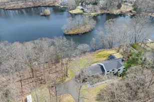 83 Burning Tree Rd, Greenwich, CT 06830 - Photo 16