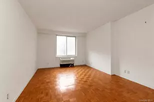 100 Hilton Ave, Garden City, NY 11530 - Photo 4