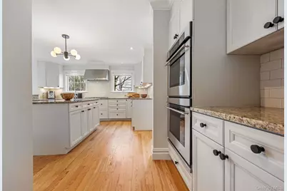 146 Boulevard, Scarsdale, NY 10583 - Photo 18