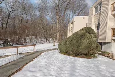 529 Fox Run Lane, Carmel, NY 10512 - Photo 2