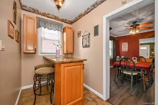 78-33 64th St, Glendale, NY 11385 - Photo 8