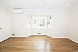 75-03 197th St, Fresh Meadows, NY 11366 - Photo 8