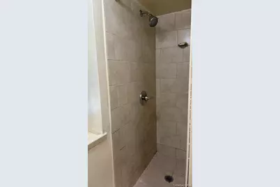 959 E 227th Street, Bronx, NY 10466 - Photo 4