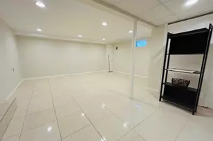 38 Evelyn Ln, Syosset, NY 11791 - Photo 14