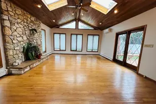 38 Evelyn Ln, Syosset, NY 11791 - Photo 4