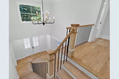 654 Caledonia Road, Dix Hills, NY 11746 - Photo 22