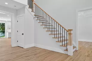 654 Caledonia Rd, Dix Hills, NY 11746 - Photo 4