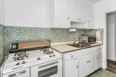 3345 90th Street #3G, Jackson Heights, NY 11101 - Photo 8