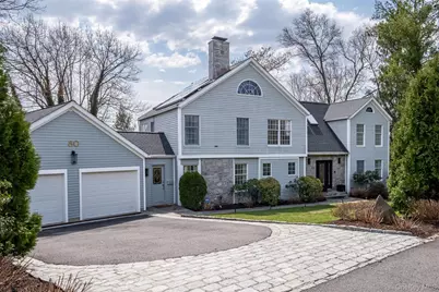 80 Deerhurst Road, Scarsdale, NY 10583 - Photo 2