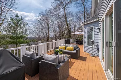 80 Deerhurst Road, Scarsdale, NY 10583 - Photo 16