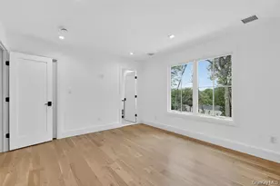 32 Pine Rd, Syosset, NY 11791 - Photo 32