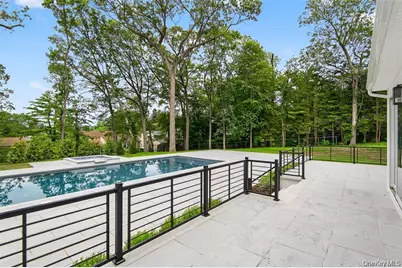 32 Pine Road, Syosset, NY 11791 - Photo 36