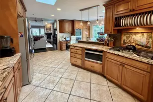 3 Chuck Ct, Port Jefferson, NY 11777 - Photo 4