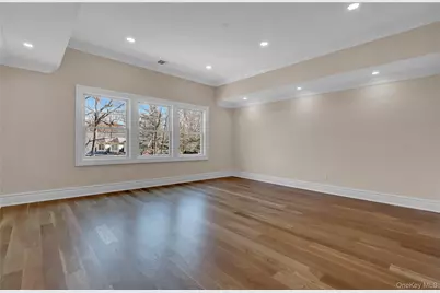541 Split Rock Road, Syosset, NY 11791 - Photo 32