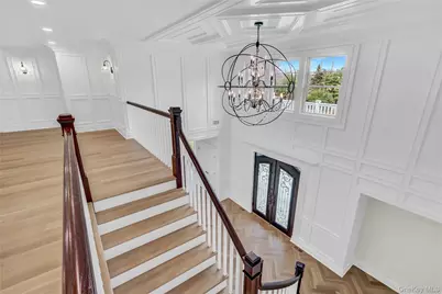 541 Split Rock Road, Syosset, NY 11791 - Photo 6