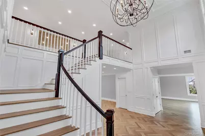 541 Split Rock Road, Syosset, NY 11791 - Photo 2