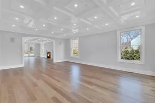 541 Split Rock Rd, Syosset, NY 11791 - Photo 14