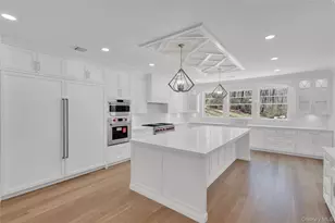 541 Split Rock Rd, Syosset, NY 11791 - Photo 20