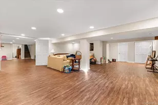 277 W Neck Rd, Huntington, NY 11743 - Photo 22