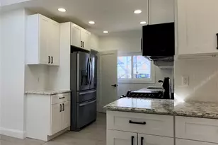 3295 Parkway Dr, Baldwin, NY 11510 - Photo 4