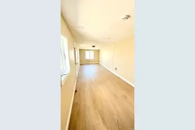 3295 Parkway Drive, Baldwin, NY 11510 - Photo 8