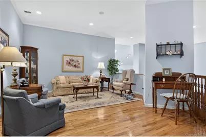 2 Crescent Court, Centerport, NY 11721 - Photo 20