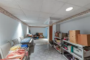 83 Broadlawn Dr, Central Islip, NY 11722 - Photo 14