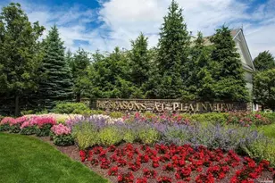 45 Autumn Dr, Plainview, NY 11803 - Photo 2