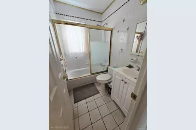 157 Barwick Boulevard, Mineola, NY 11501 - Photo 10