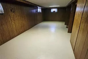 157 Barwick Blvd, Mineola, NY 11501 - Photo 22